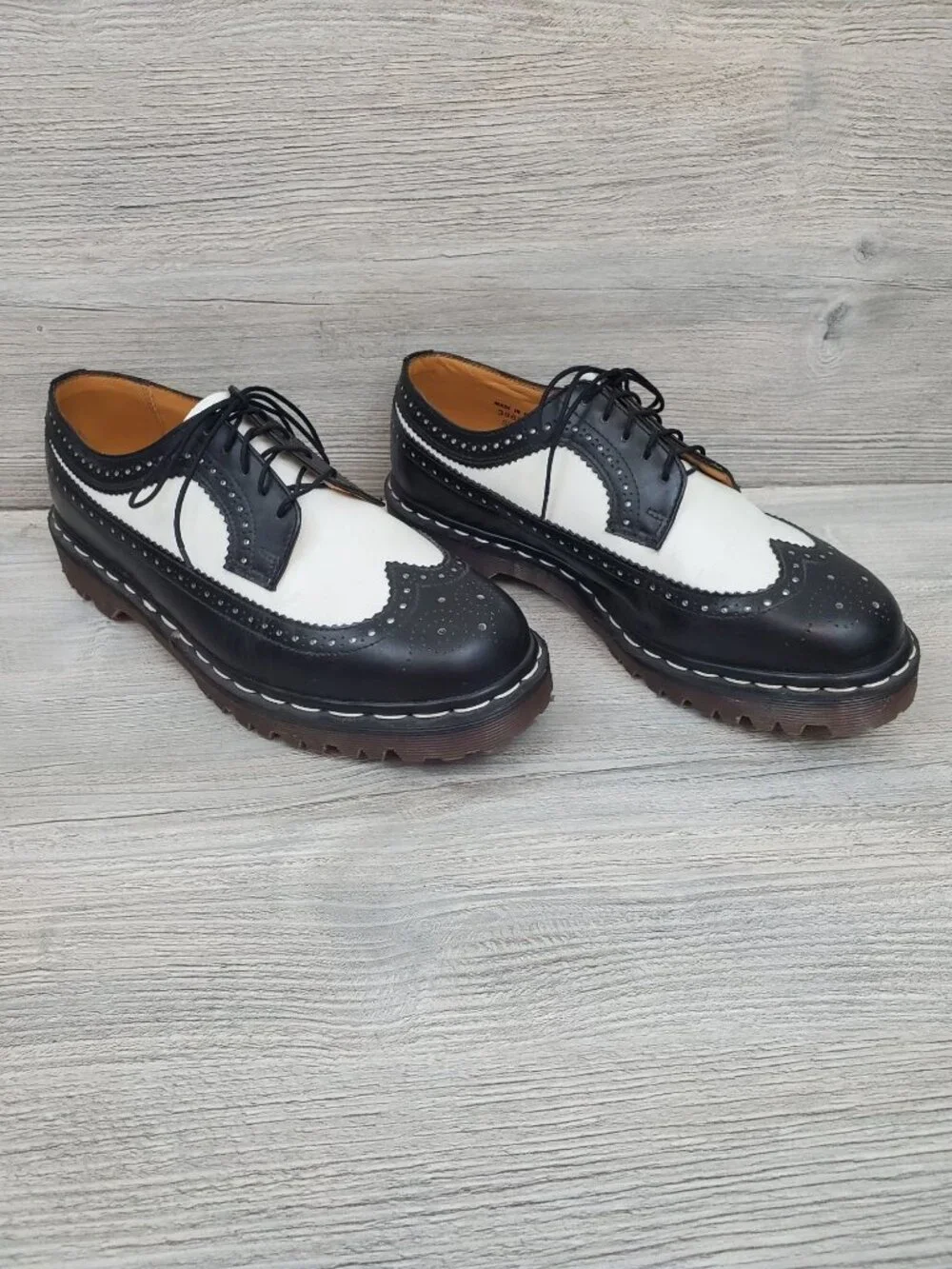 Doc Martens 3989 Bex Smooth Leather Brogue Shoes